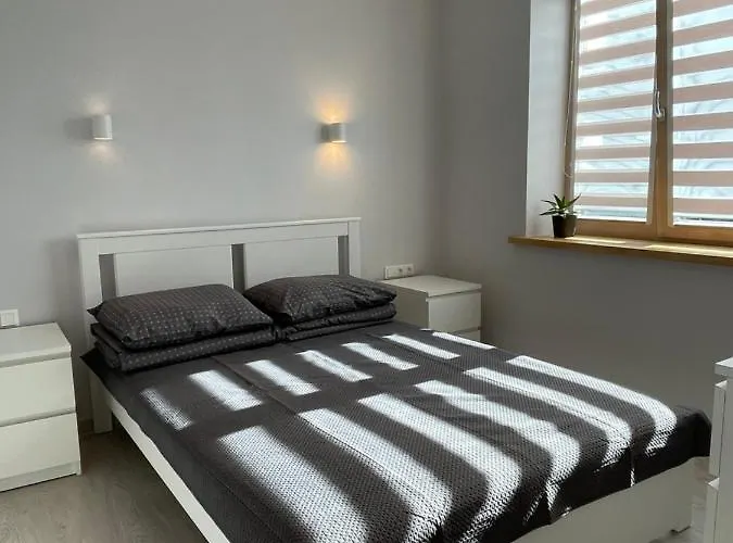 Salia Juros פלאנגה