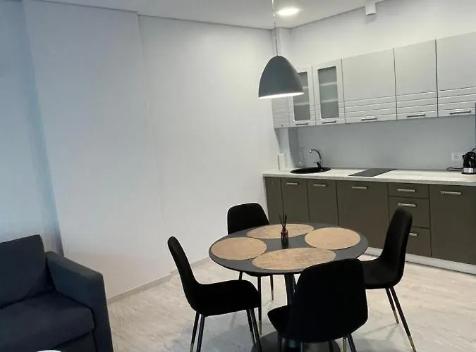 Salia Juros דירה *