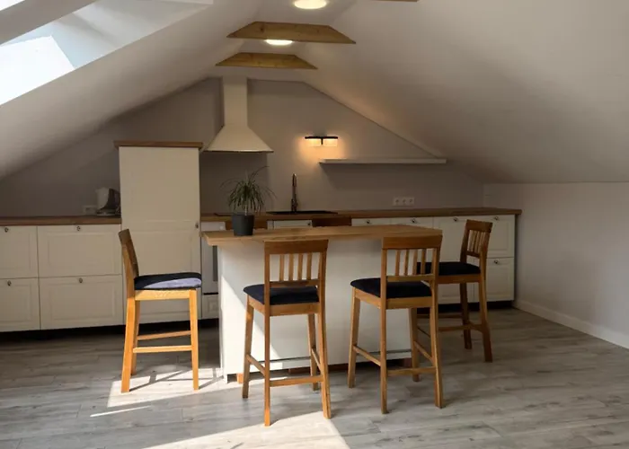 Salia Juros * פלאנגה